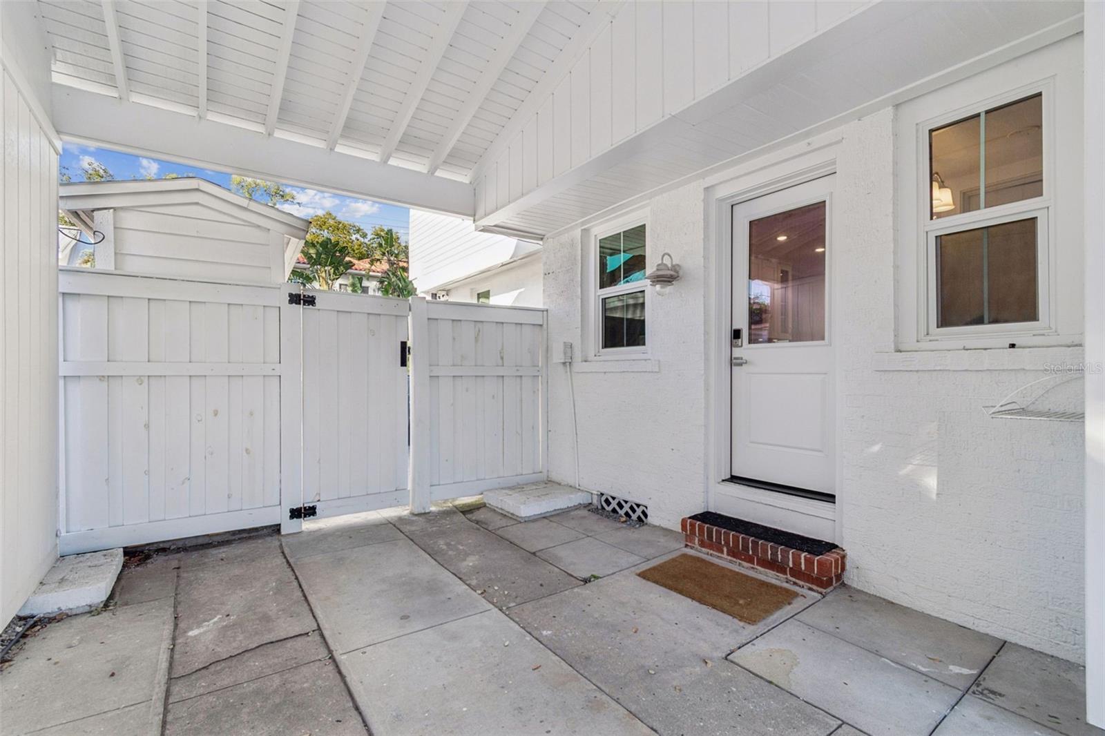 Image 43 of 55 For 2527 Watrous Avenue