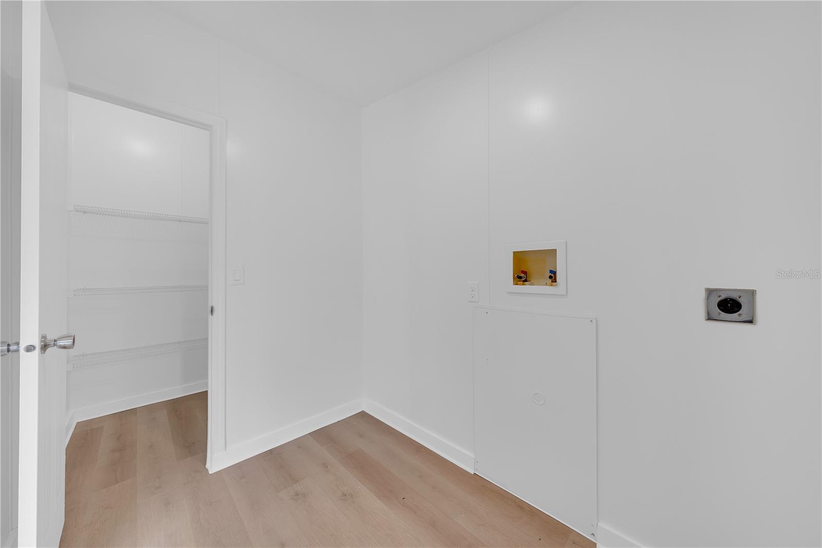 Image 12 of 42 For 3575 Jamie Court