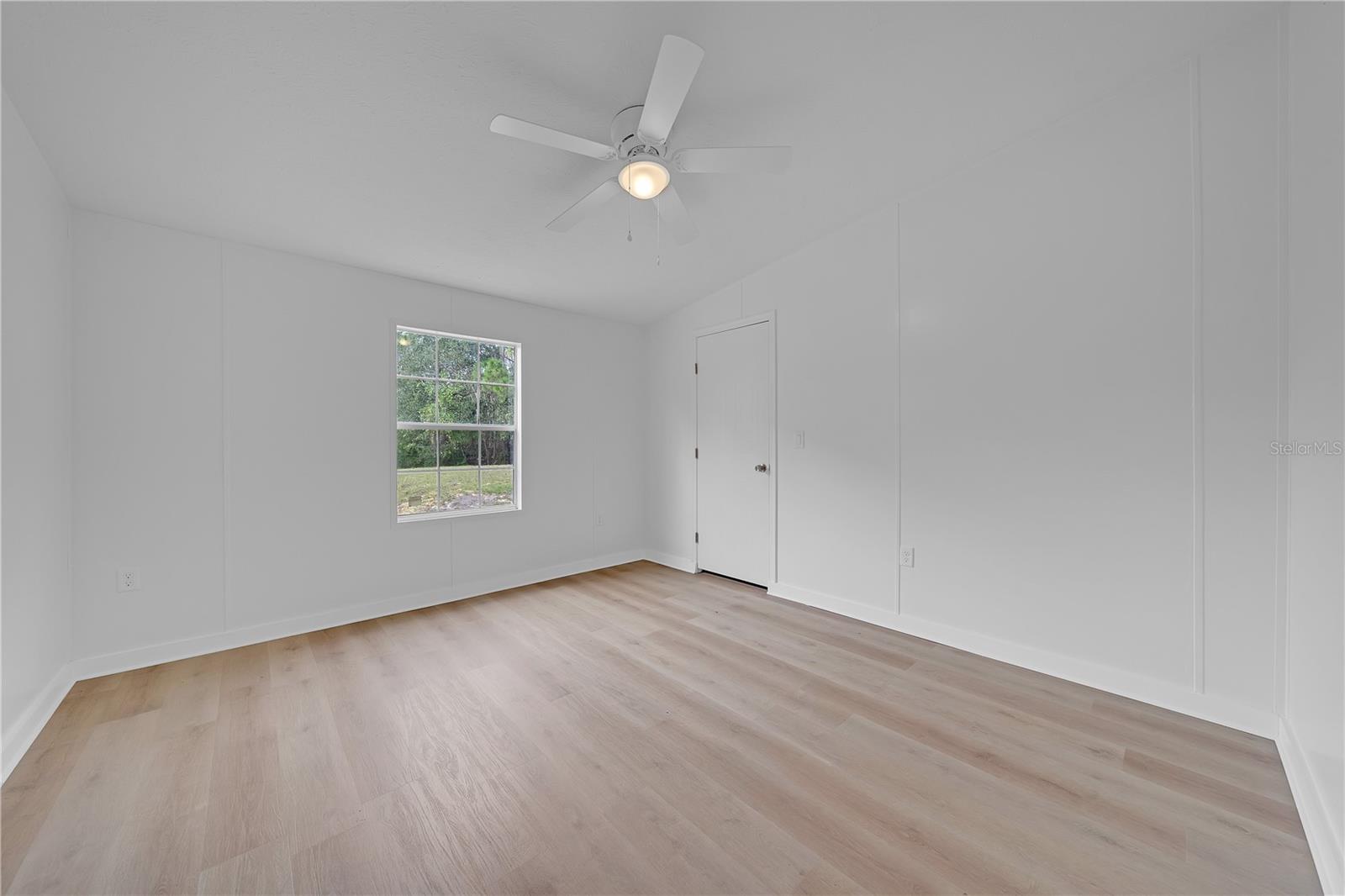 Image 29 of 42 For 3575 Jamie Court