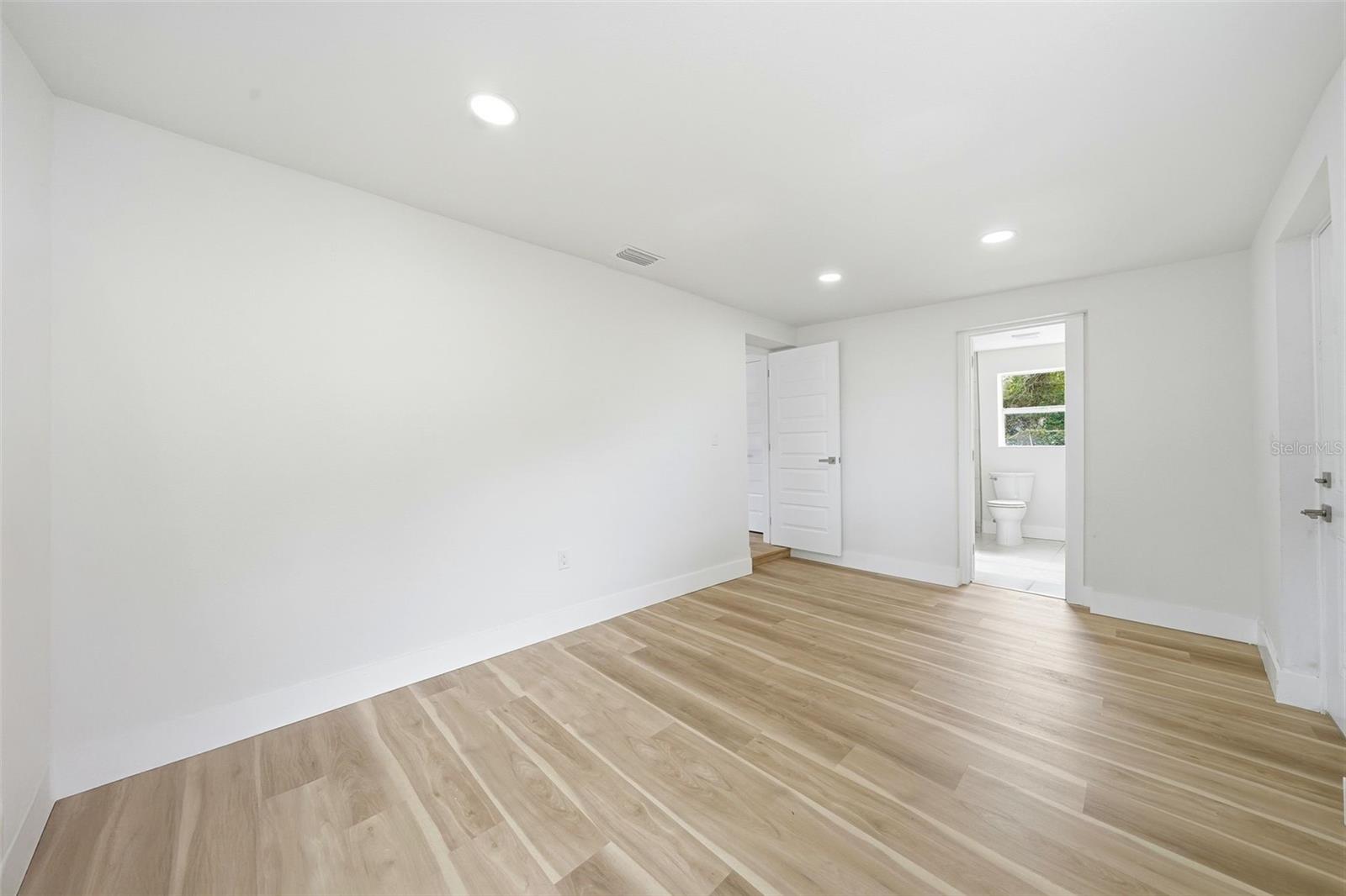 Image 6 of 18 For 3103 Chipco Street