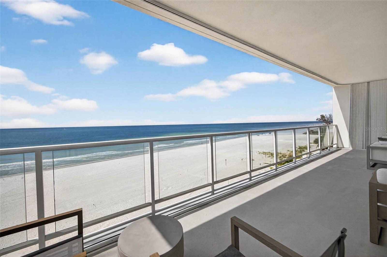 Image 34 of 40 For 19816 Gulf Boulevard 501