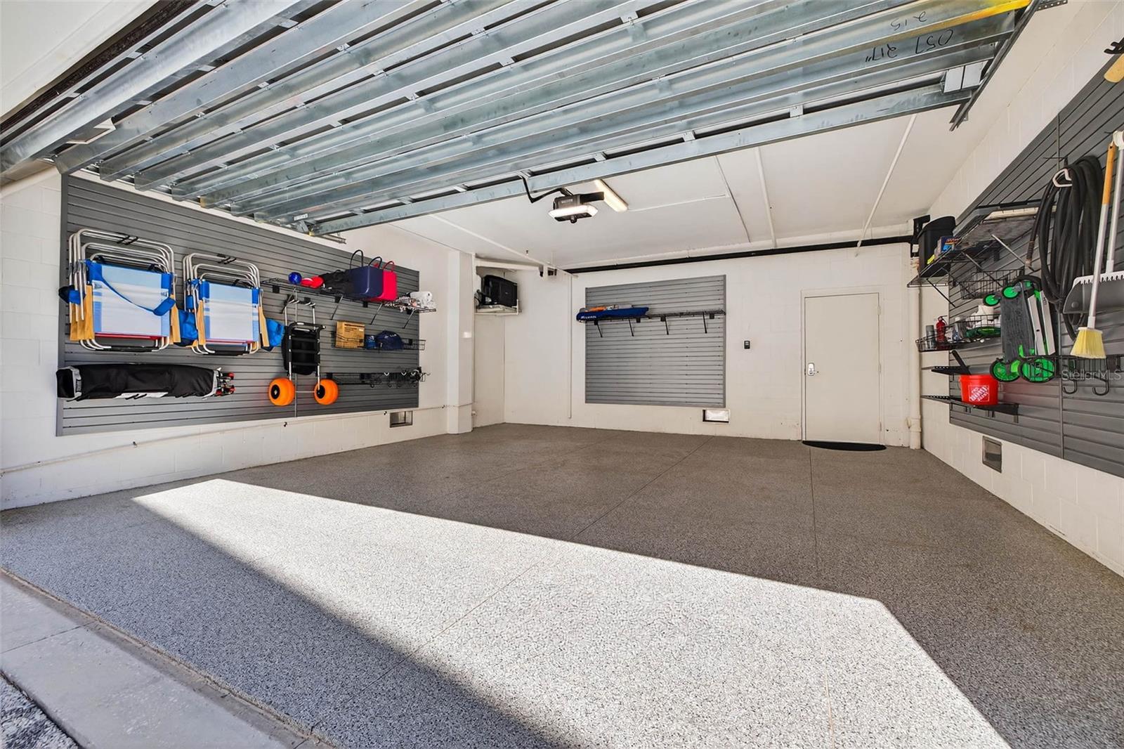 Image 37 of 40 For 19816 Gulf Boulevard 501