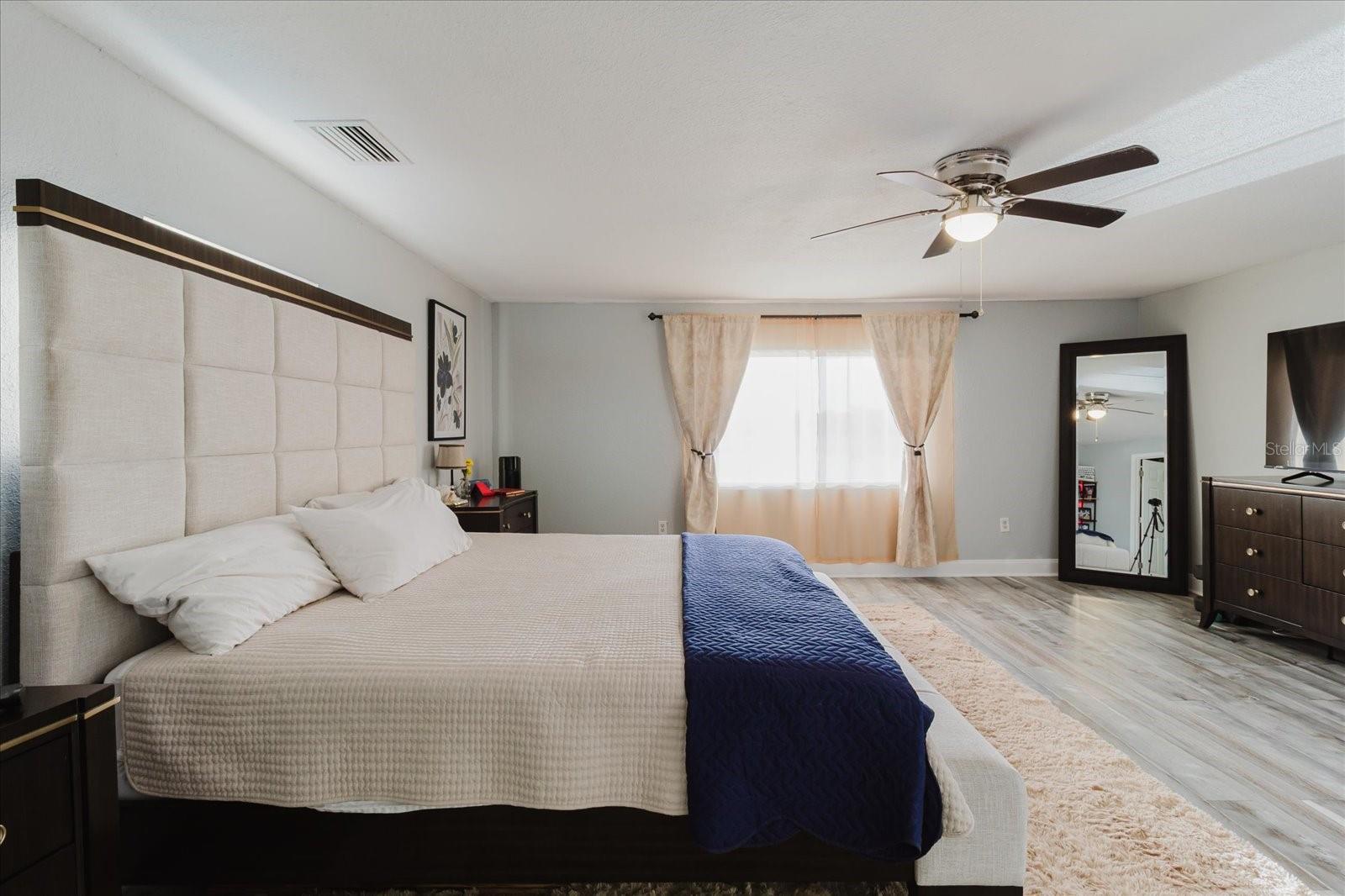 Image 28 of 89 For 2120 Hurley Drive