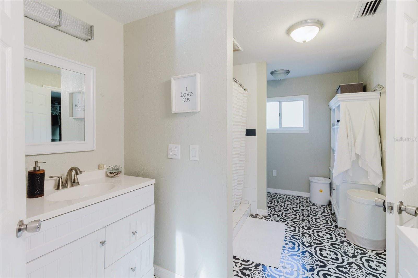 Image 34 of 89 For 2120 Hurley Drive