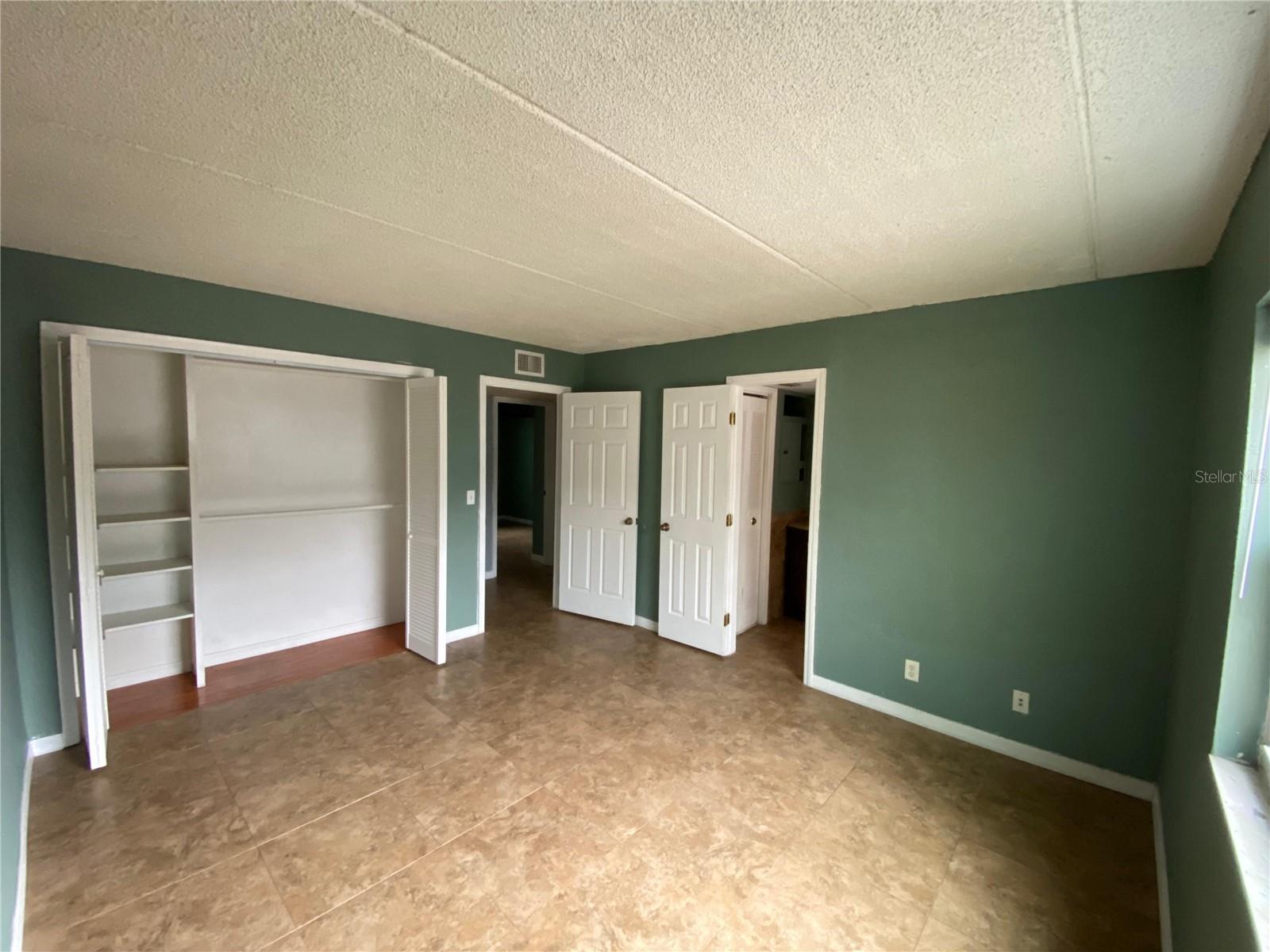 Image 16 of 26 For 14419 Americana Circle 103