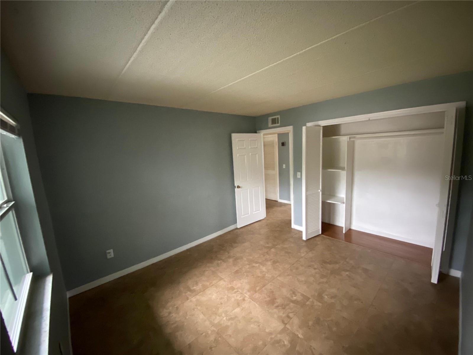 Image 20 of 26 For 14419 Americana Circle 103