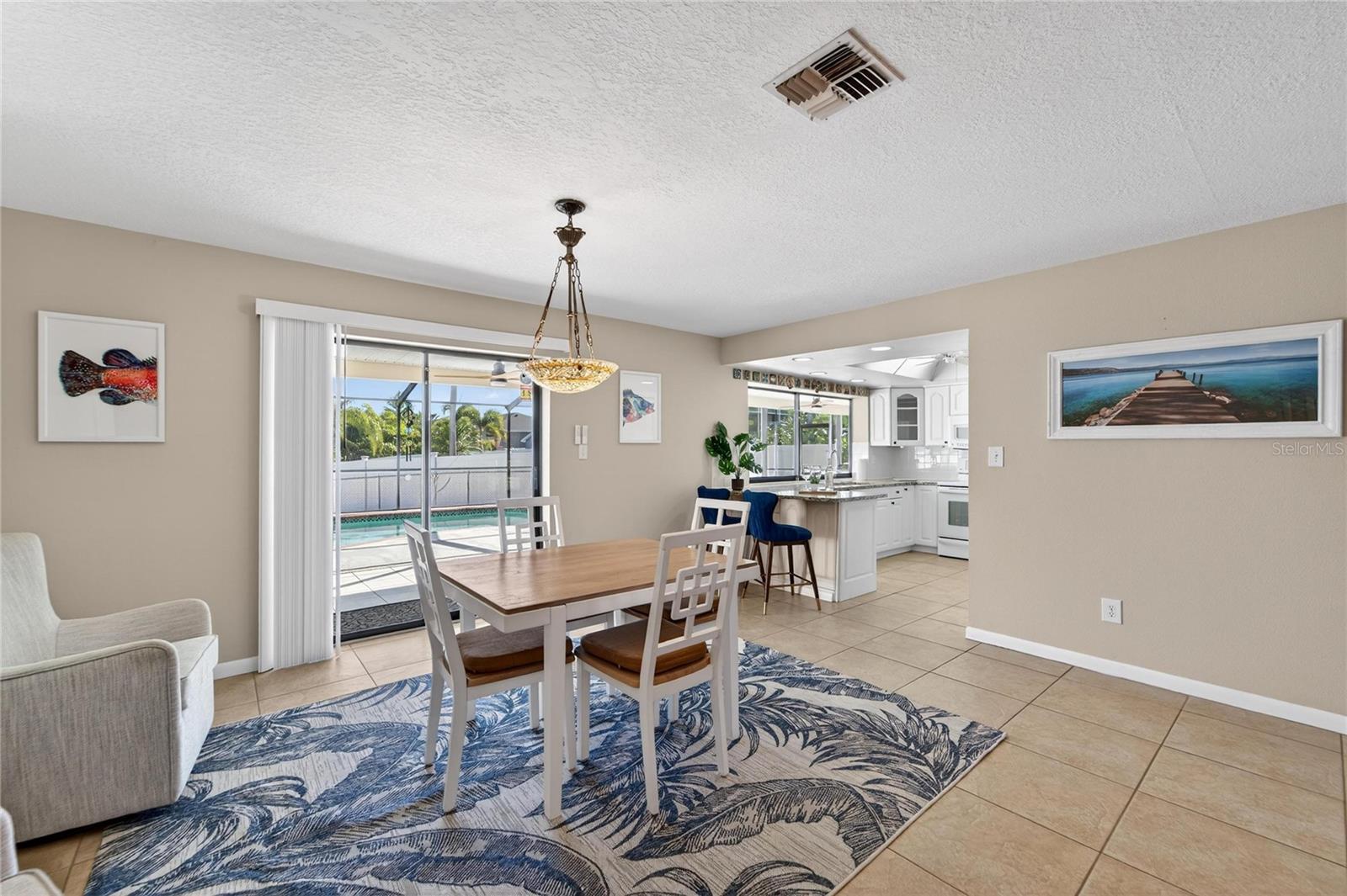 Image 19 of 81 For 6503 Santiago Court