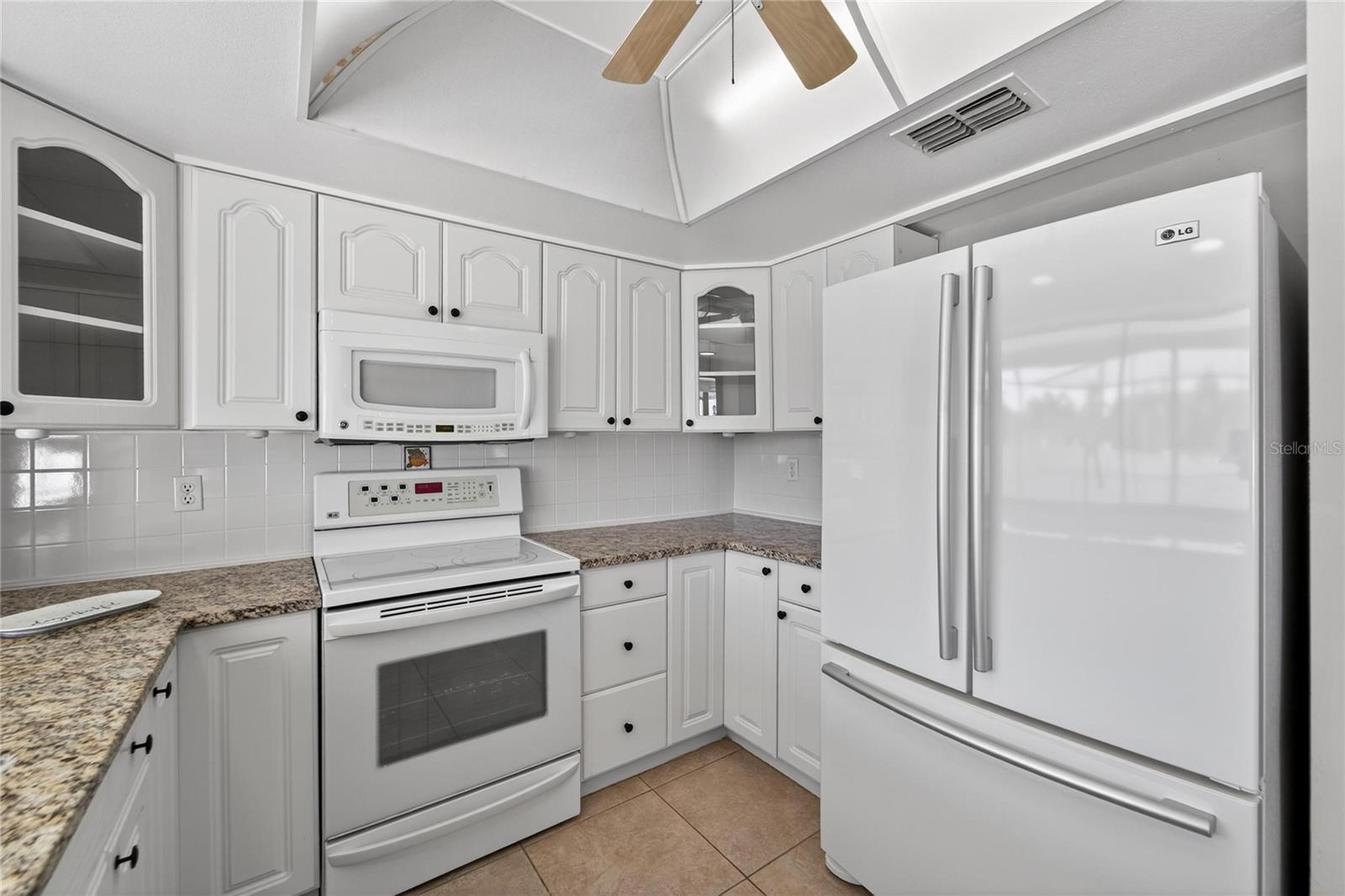 Image 28 of 81 For 6503 Santiago Court