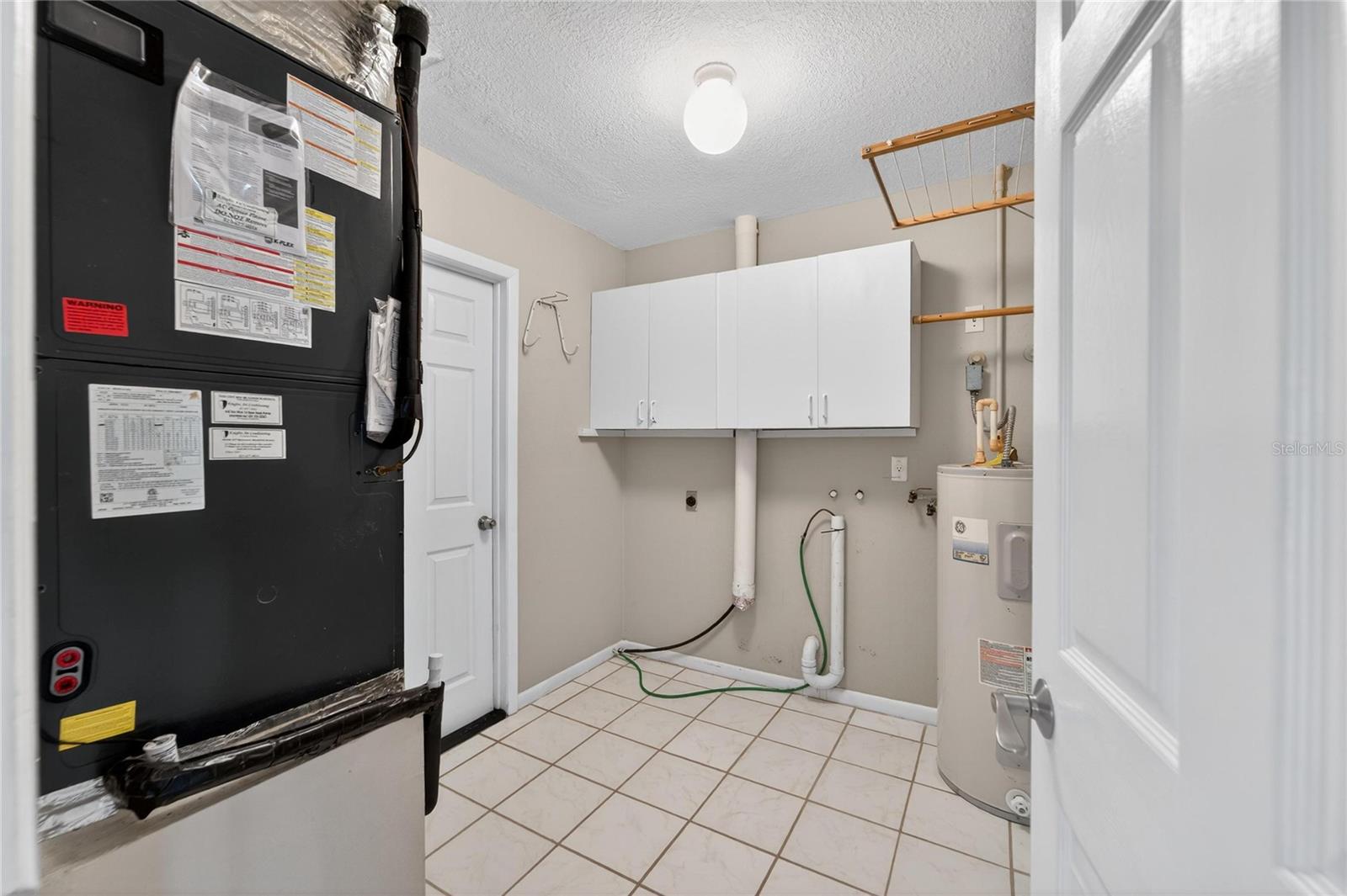 Image 42 of 81 For 6503 Santiago Court