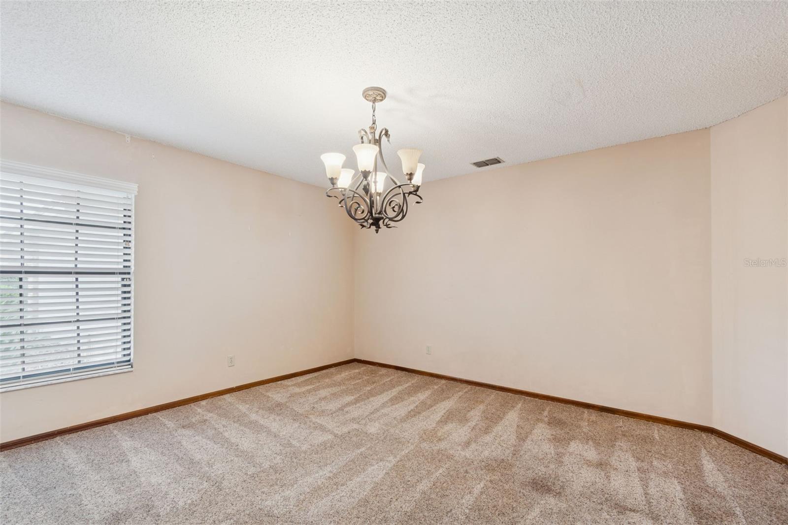 Image 27 of 61 For 3302 Westmoreland Drive