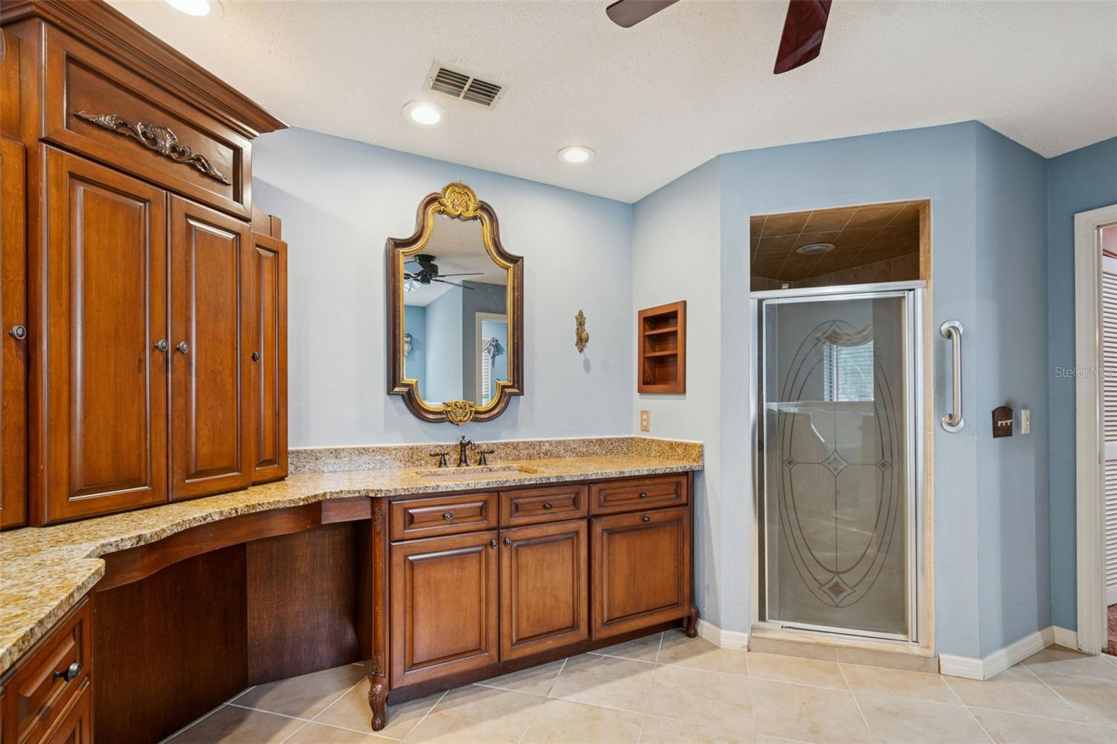 Image 35 of 61 For 3302 Westmoreland Drive