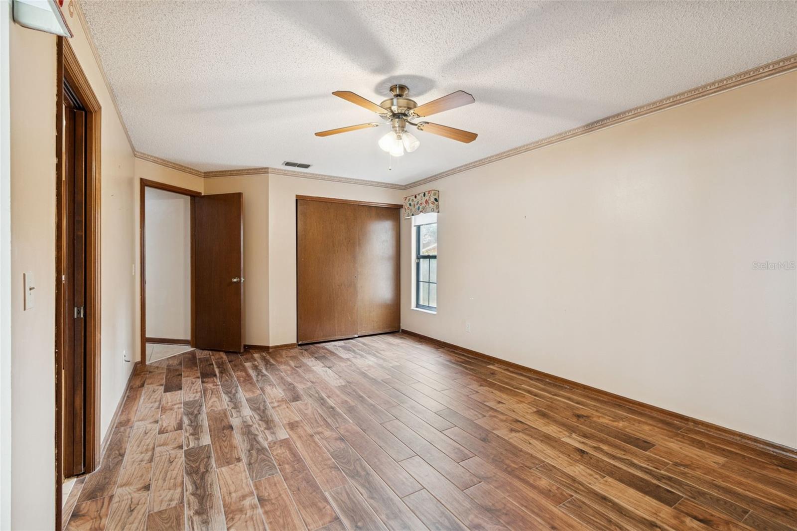 Image 37 of 61 For 3302 Westmoreland Drive