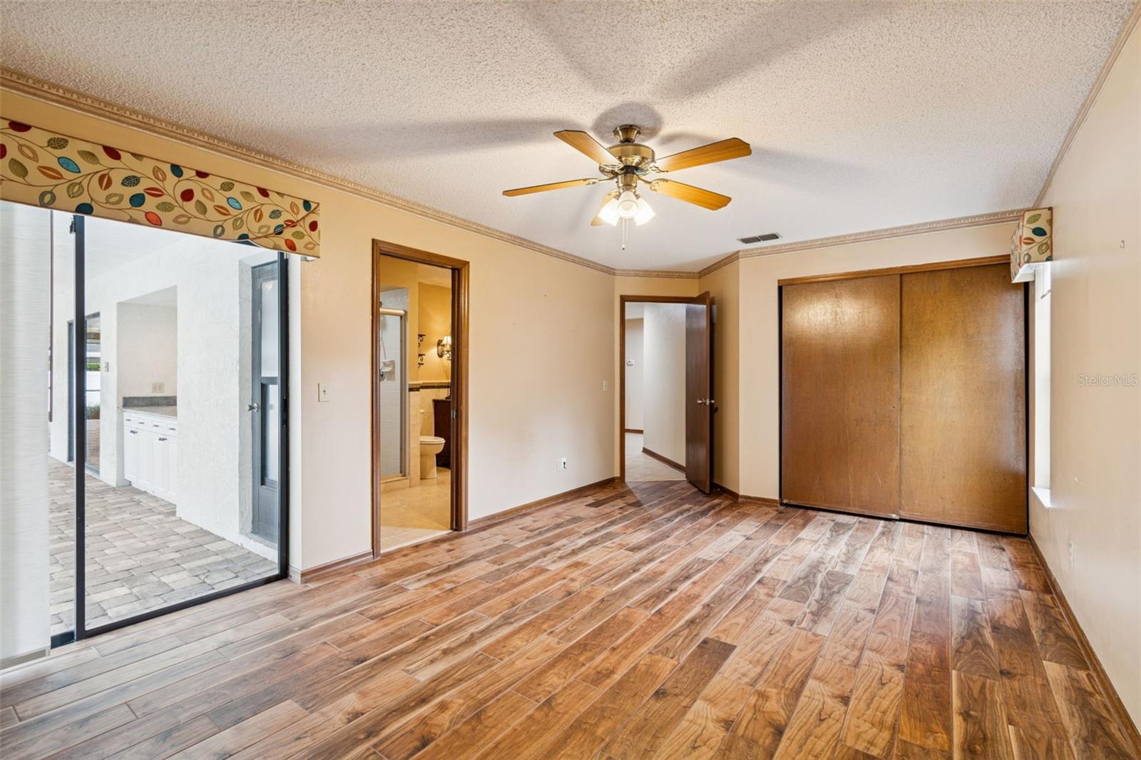 Image 38 of 61 For 3302 Westmoreland Drive