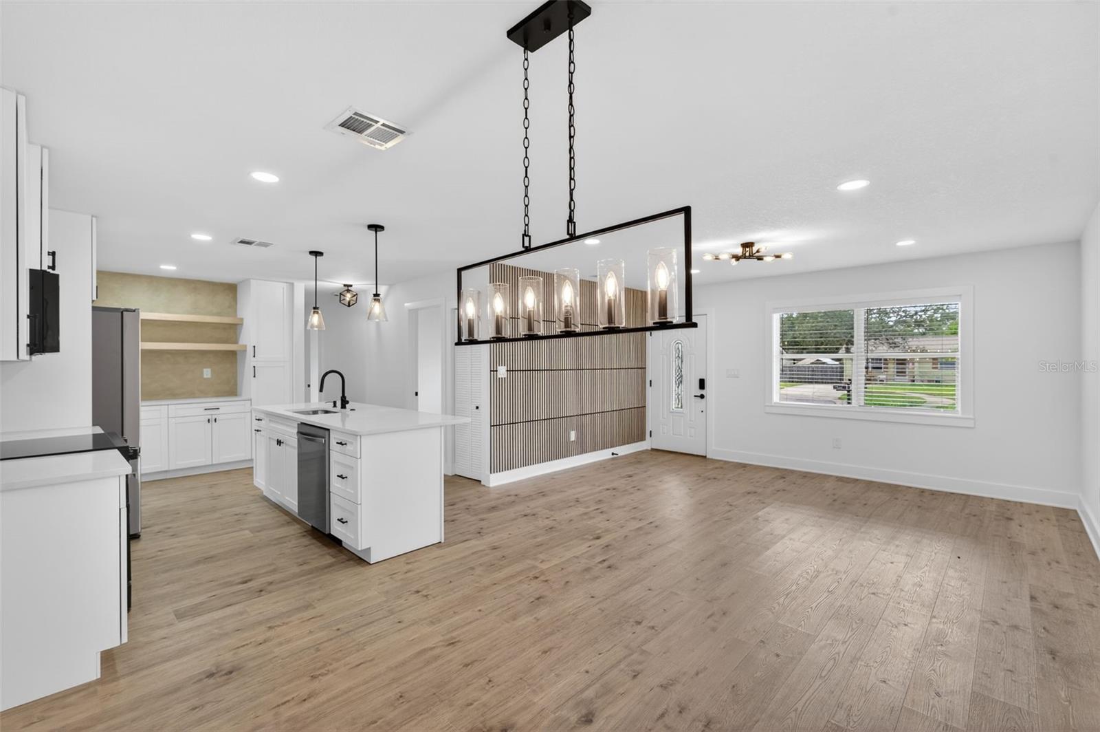 Image 11 of 56 For 1550 Cumberland Lane