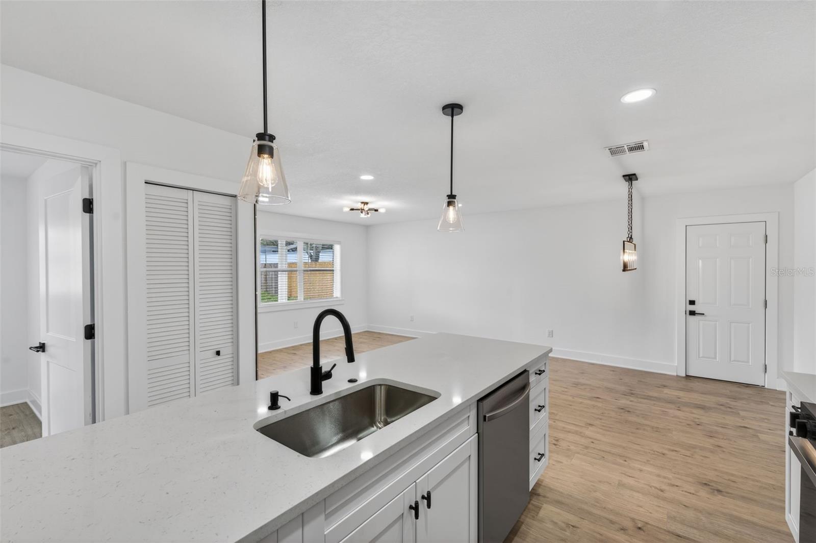 Image 20 of 56 For 1550 Cumberland Lane