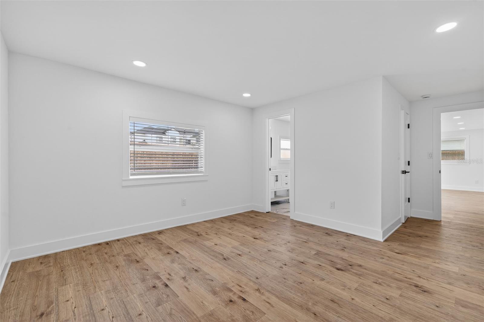 Image 27 of 56 For 1550 Cumberland Lane