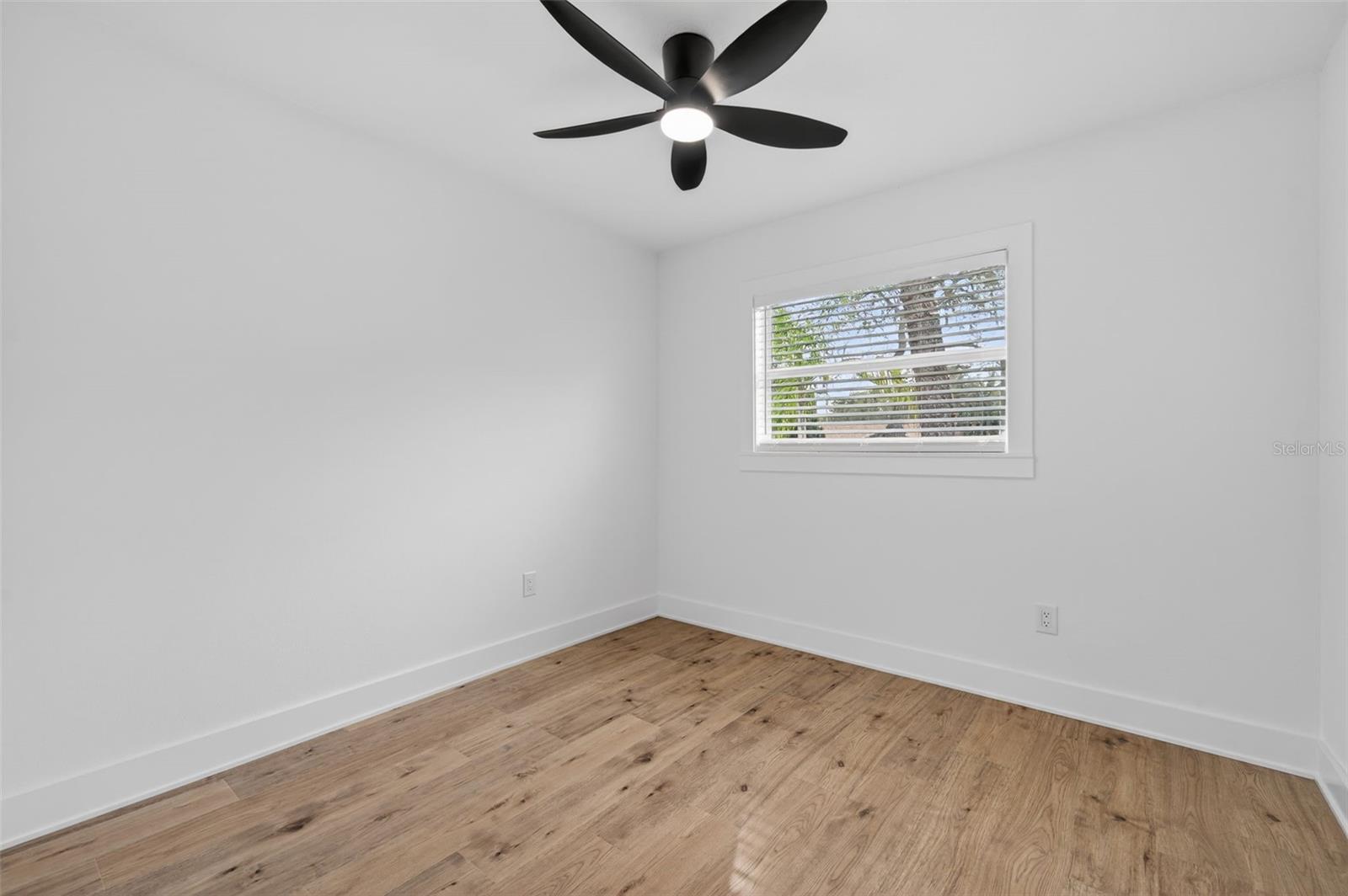 Image 34 of 56 For 1550 Cumberland Lane