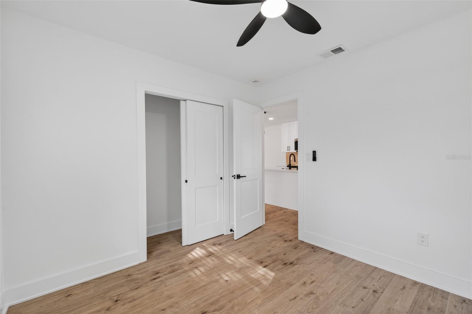 Image 36 of 56 For 1550 Cumberland Lane