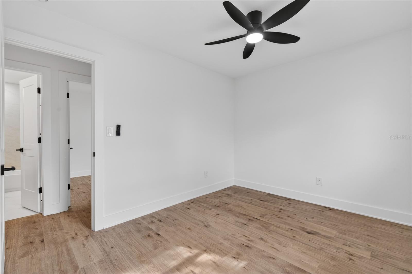 Image 37 of 56 For 1550 Cumberland Lane