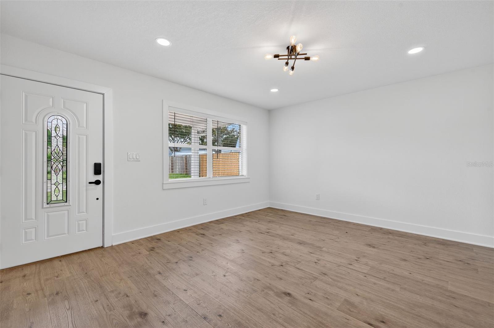 Image 6 of 56 For 1550 Cumberland Lane