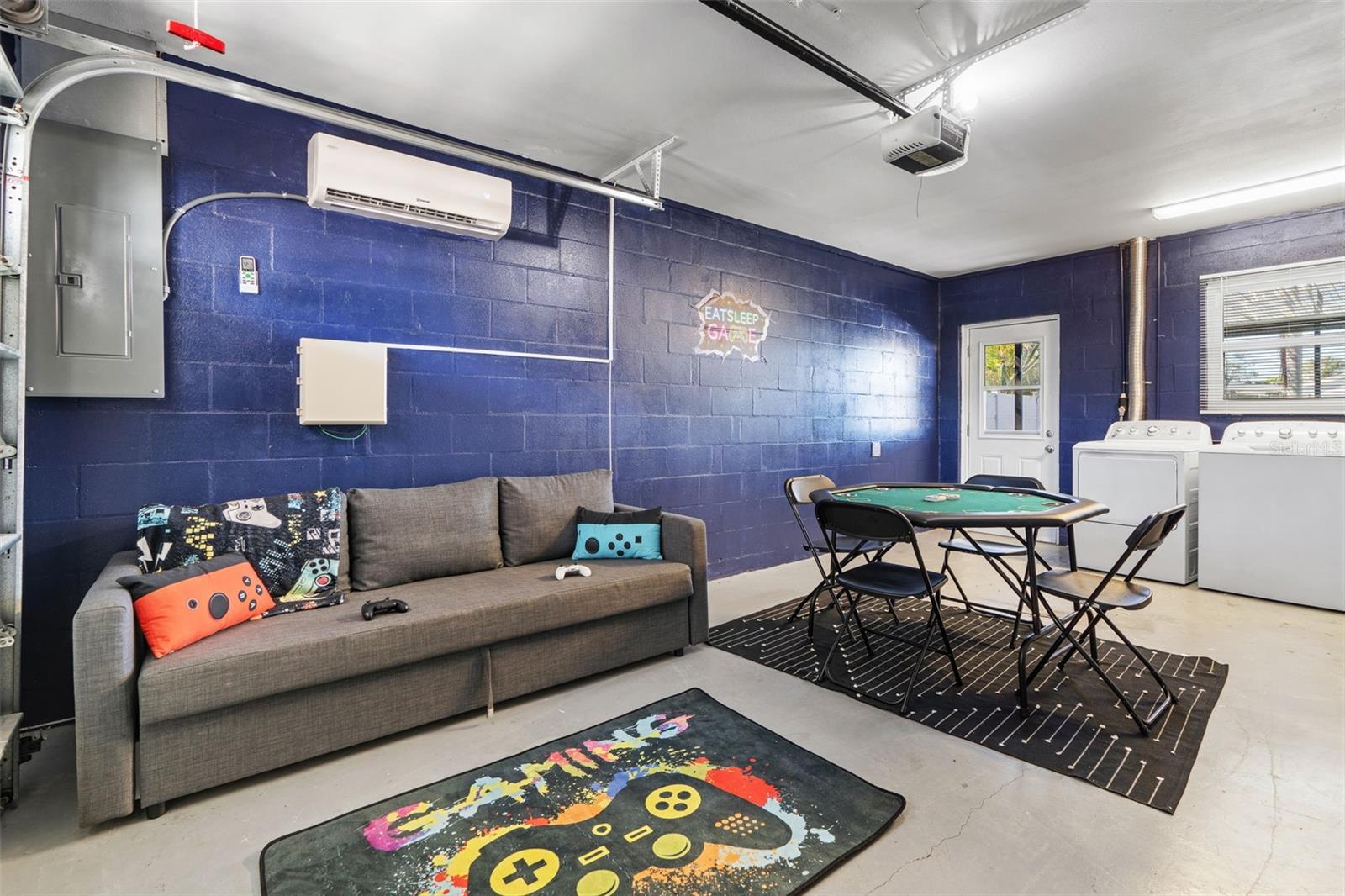 Image 38 of 60 For 6004 Tampa Shores Boulevard