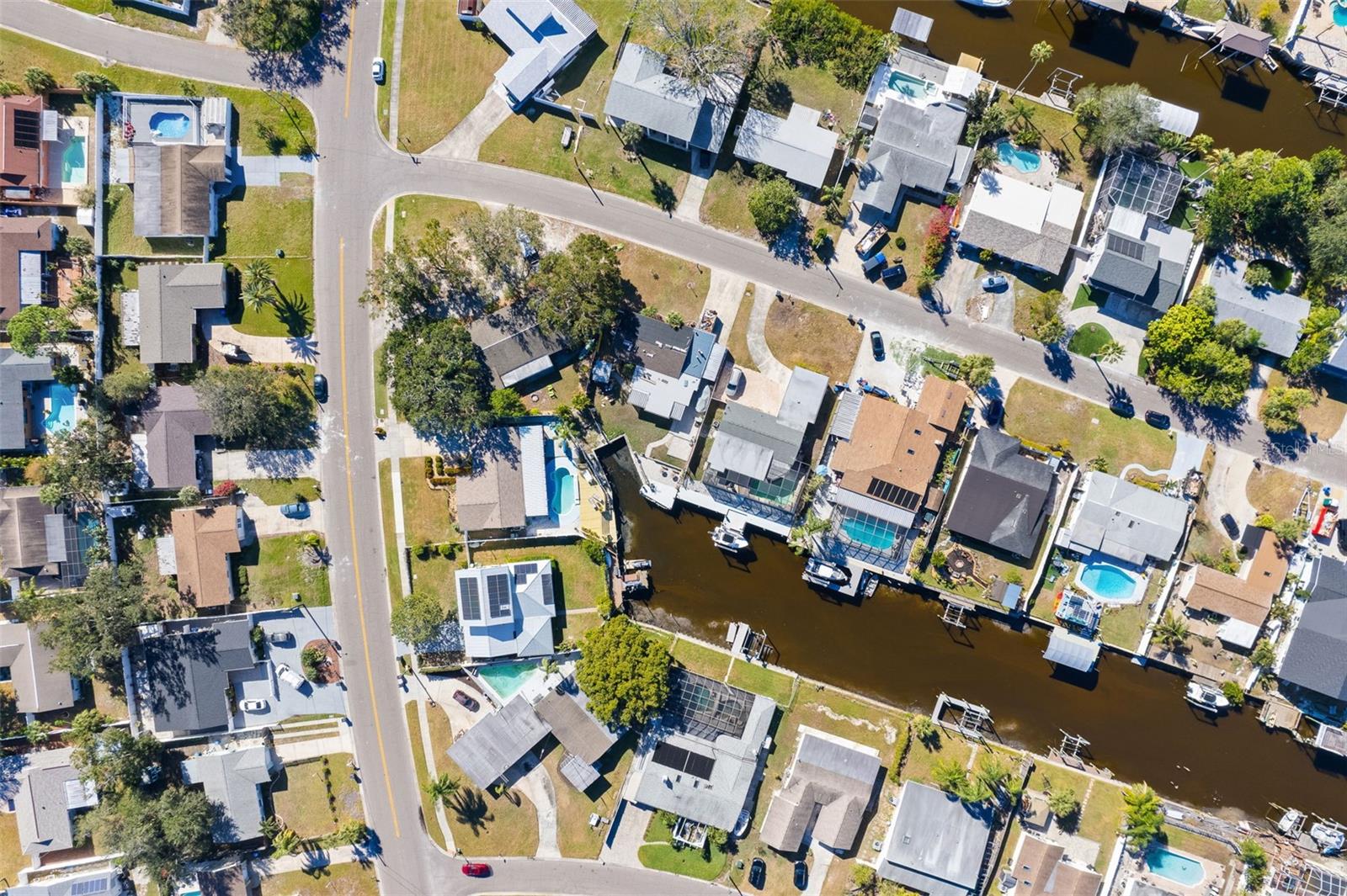 Image 57 of 60 For 6004 Tampa Shores Boulevard