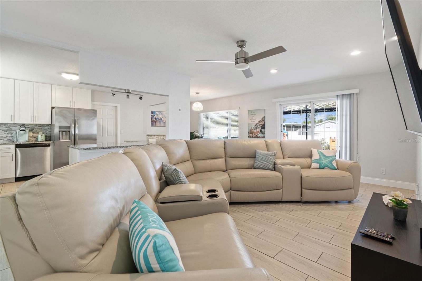 Image 9 of 60 For 6004 Tampa Shores Boulevard