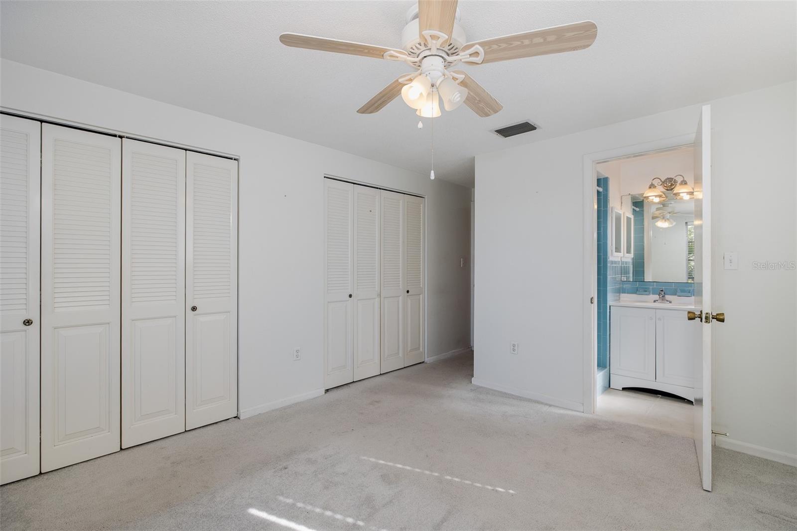 Image 17 of 40 For 10328 Holly Drive