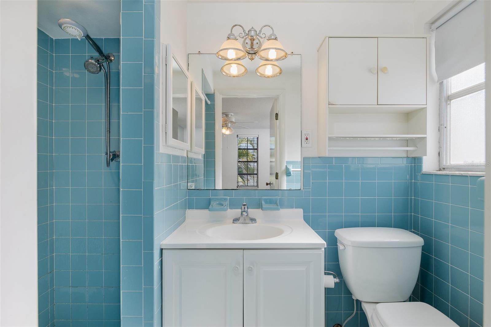 Image 18 of 40 For 10328 Holly Drive