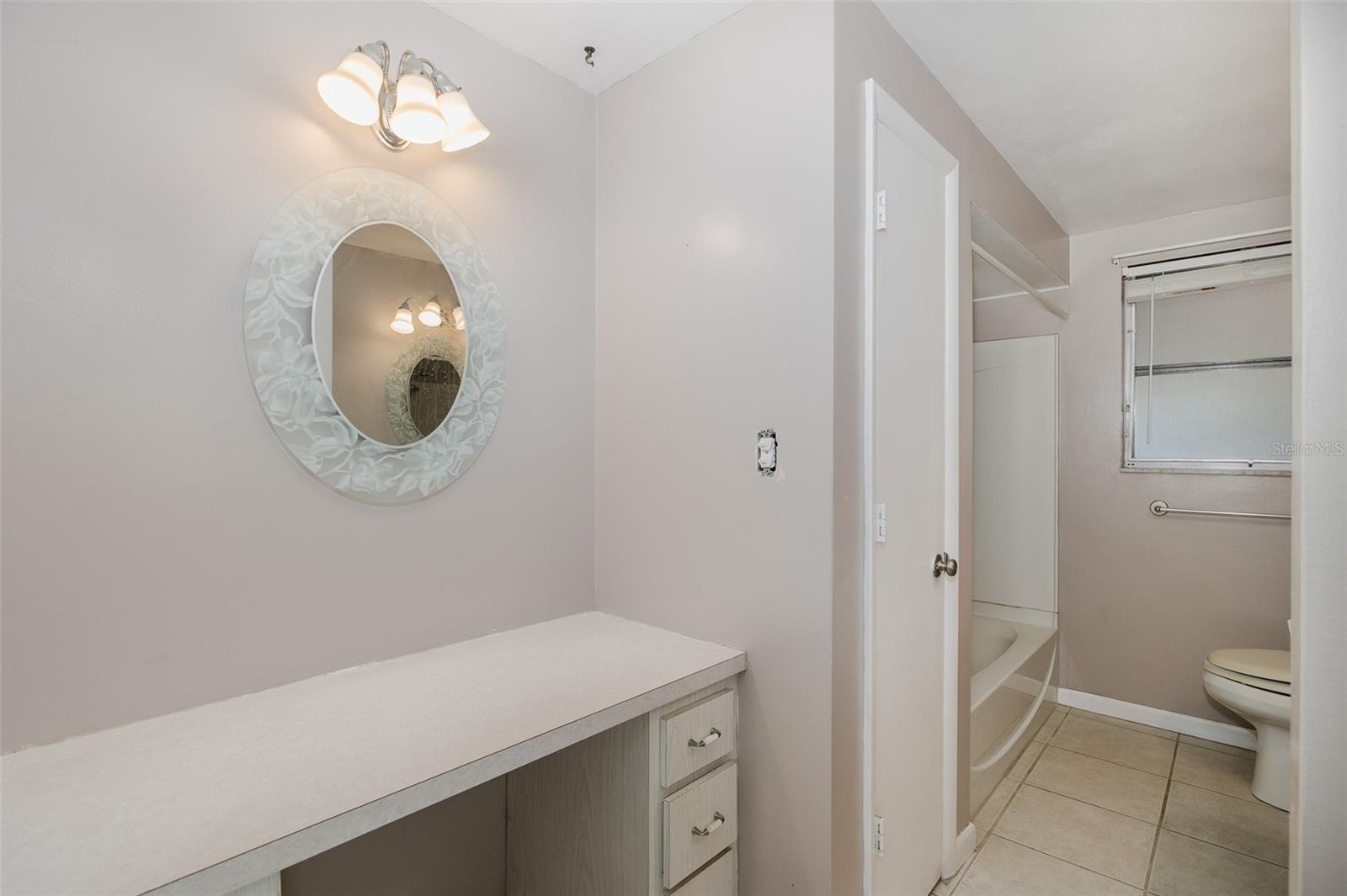 Image 23 of 40 For 10328 Holly Drive