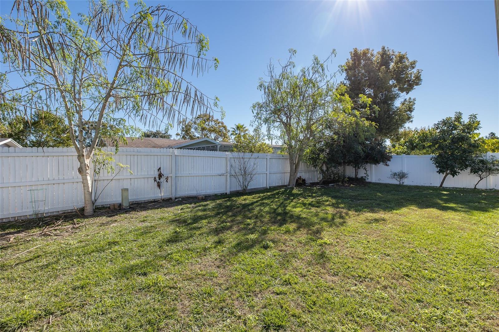 Image 34 of 40 For 10328 Holly Drive