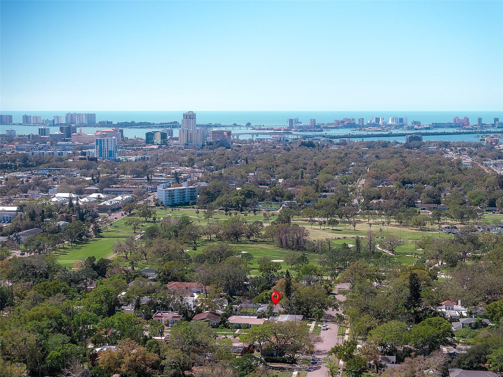 Image 50 of 59 For 325 Orangeview Avenue