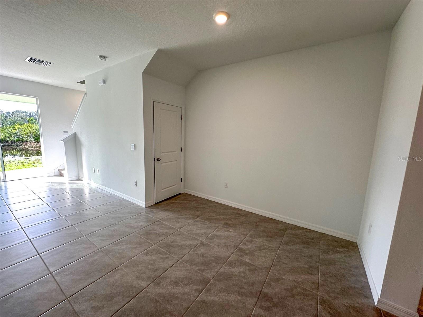 Image 19 of 68 For 11450 Crescent Deer Drive