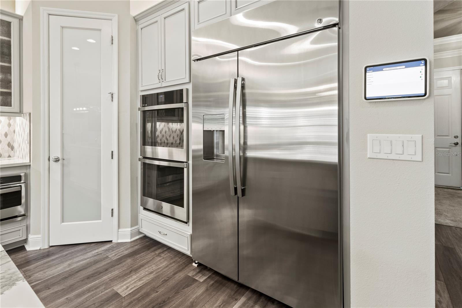 Image 14 of 60 For 4580 Shoreleaf Loop