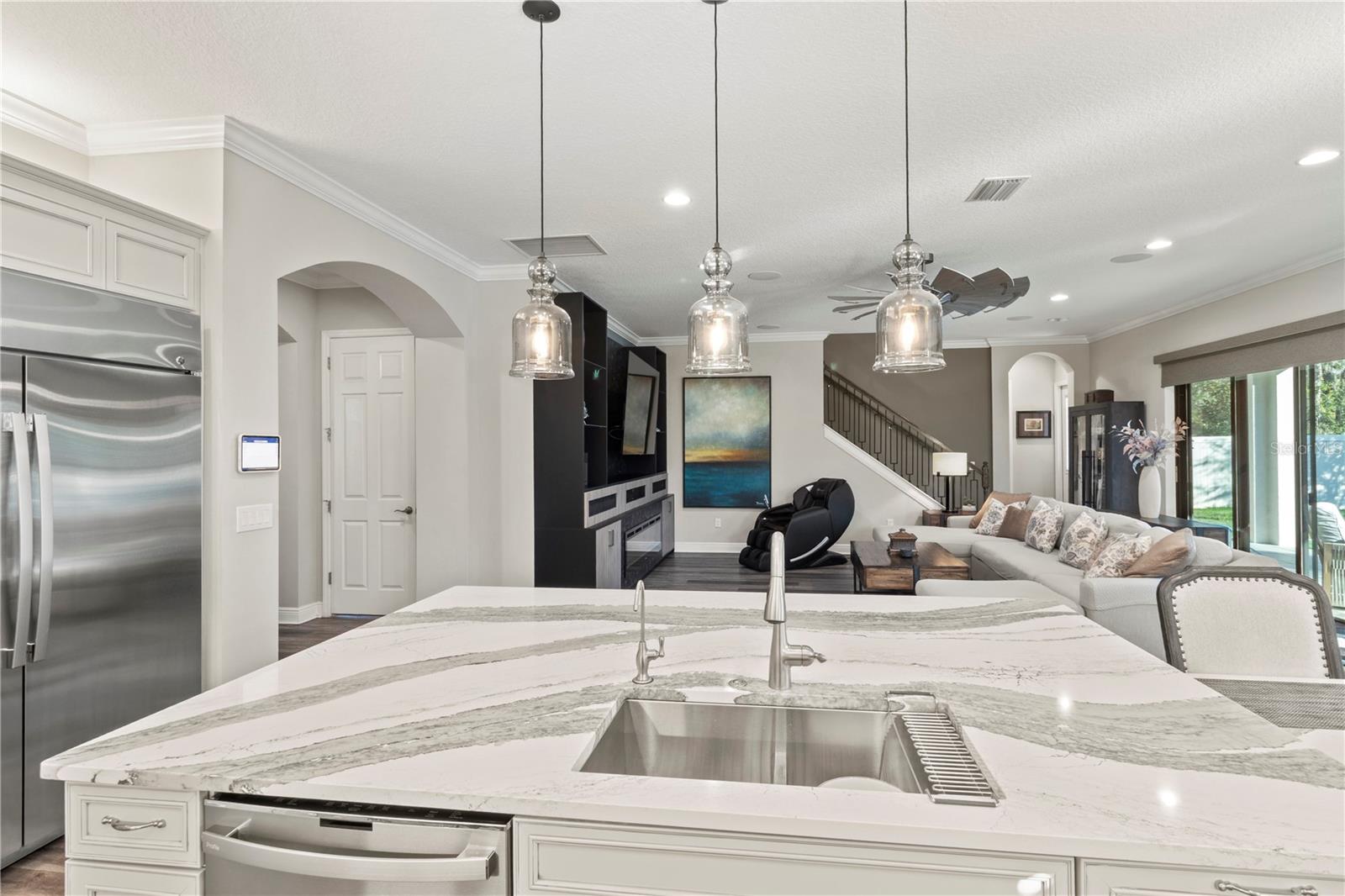 Image 18 of 60 For 4580 Shoreleaf Loop