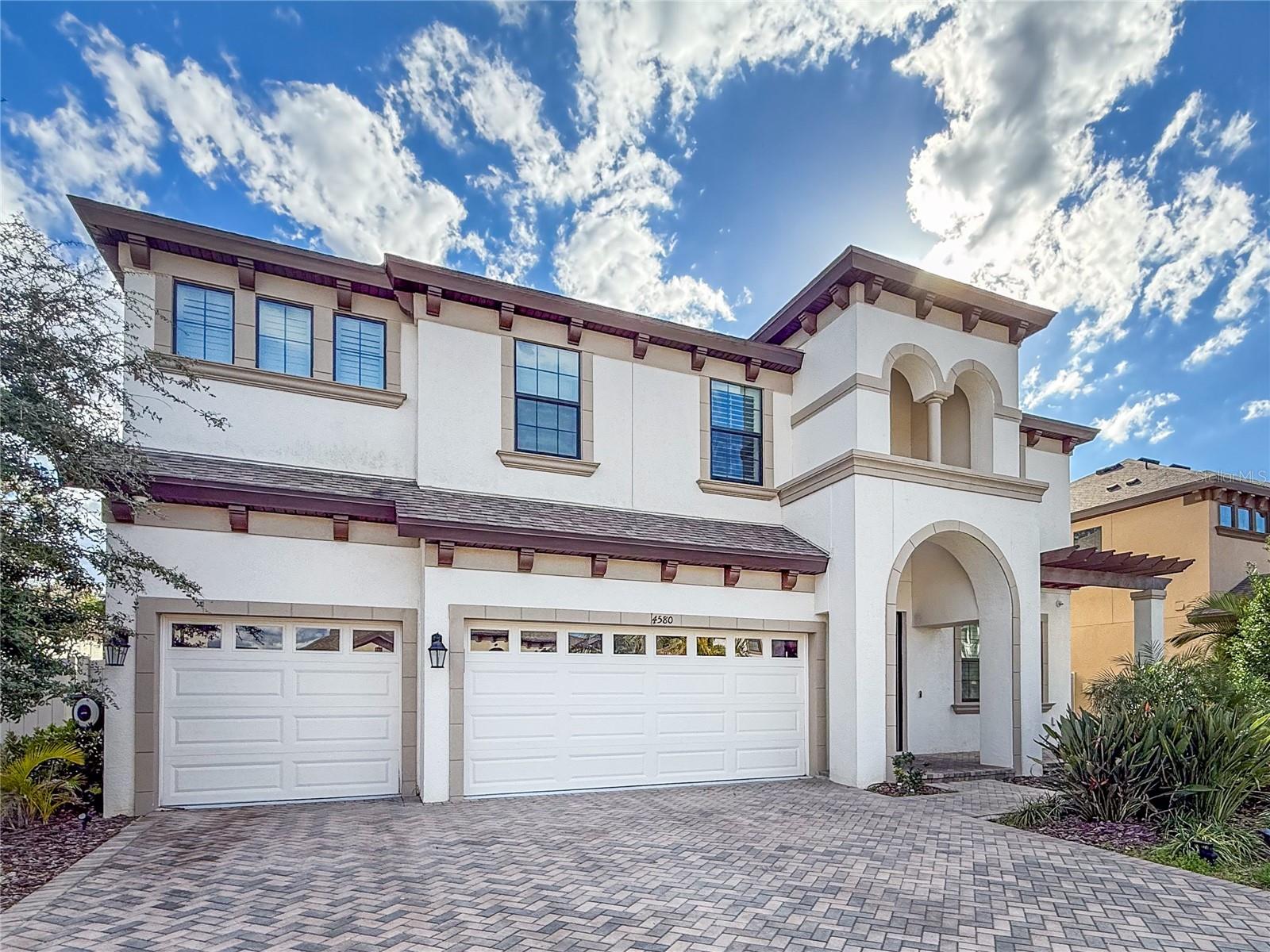 Image 2 of 60 For 4580 Shoreleaf Loop