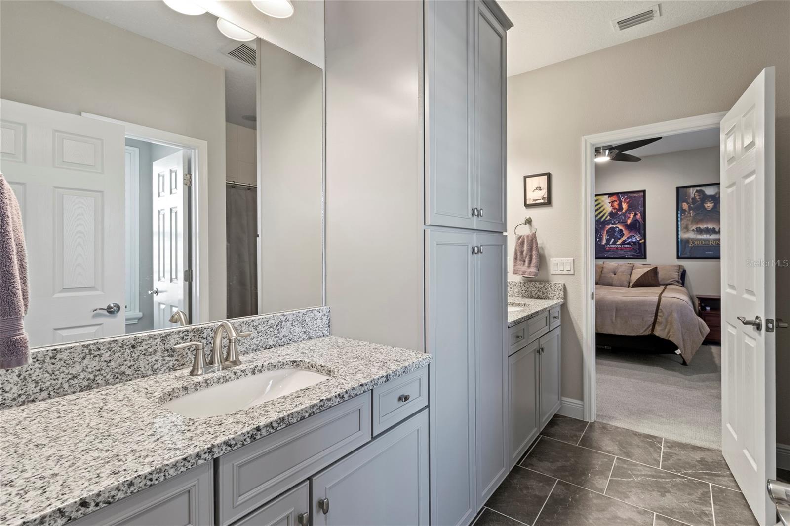 Image 42 of 60 For 4580 Shoreleaf Loop