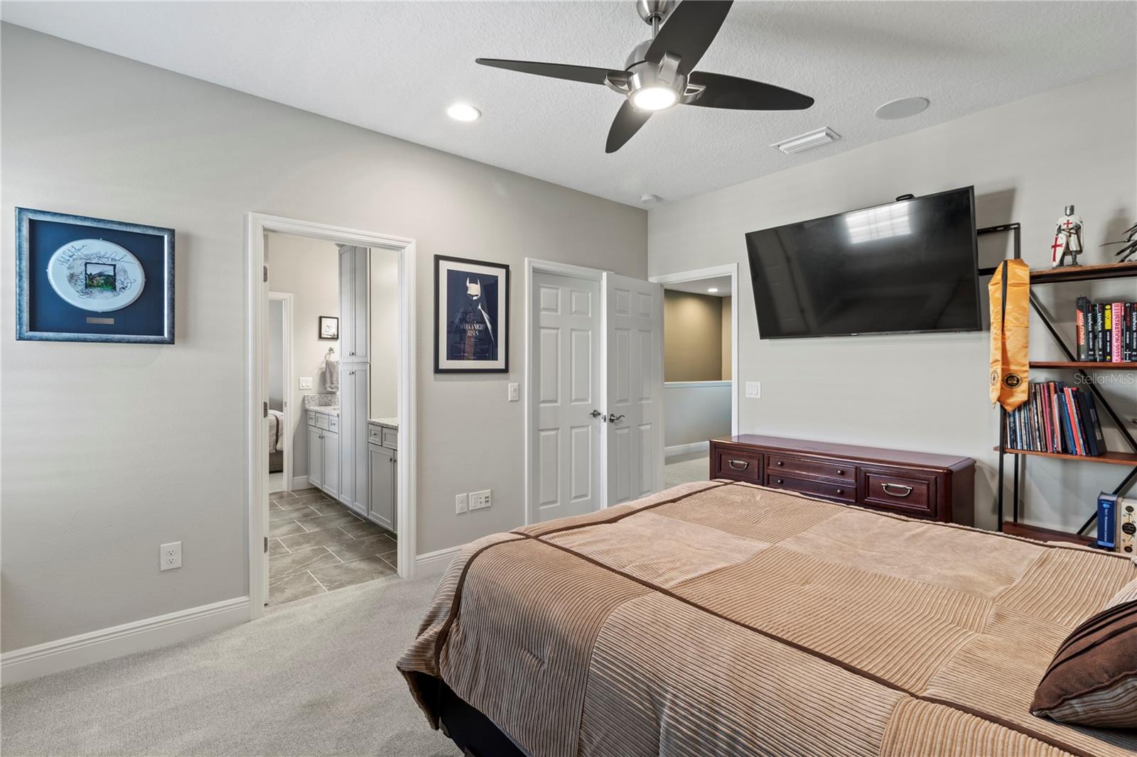 Image 45 of 60 For 4580 Shoreleaf Loop