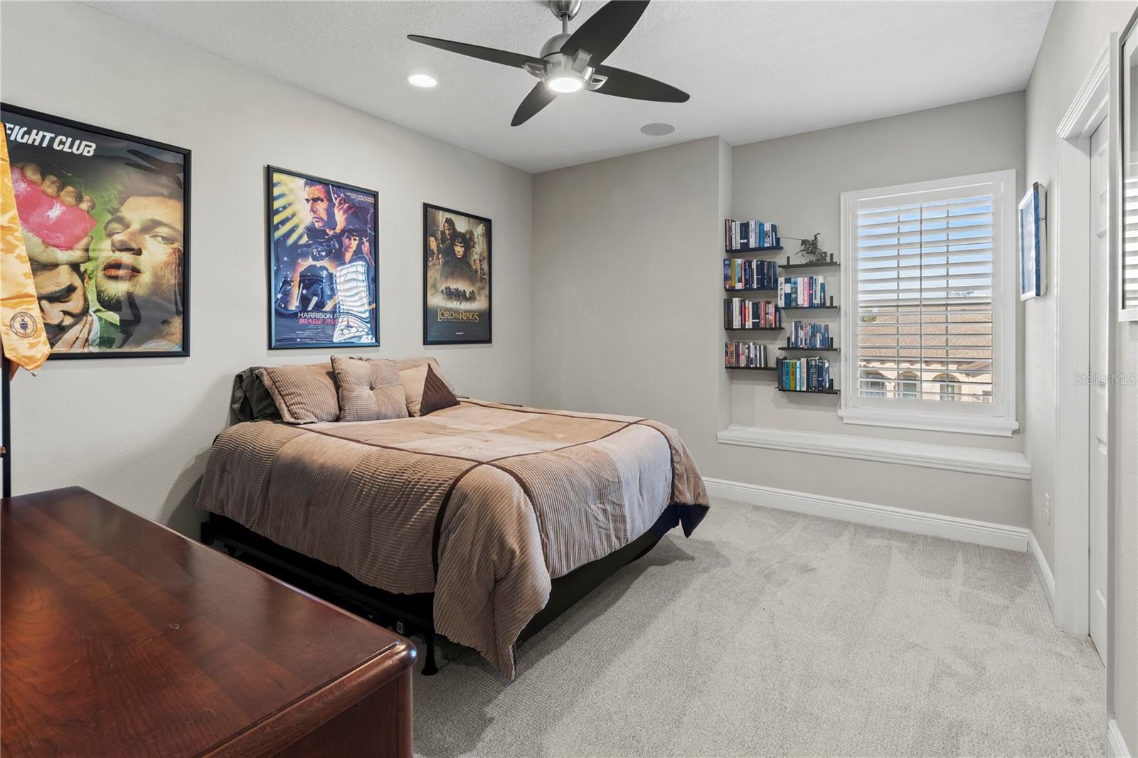 Image 46 of 60 For 4580 Shoreleaf Loop