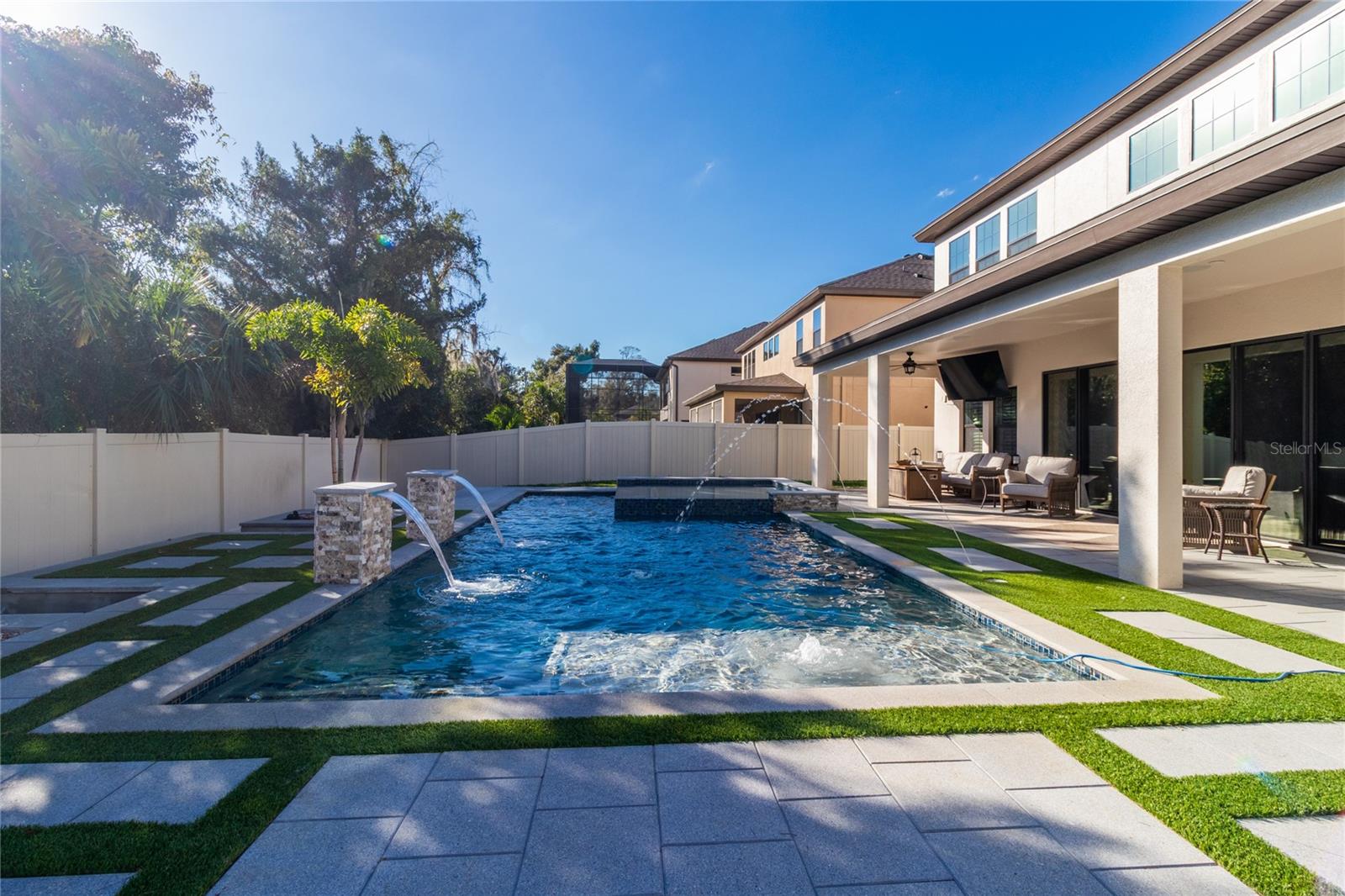 Image 55 of 60 For 4580 Shoreleaf Loop