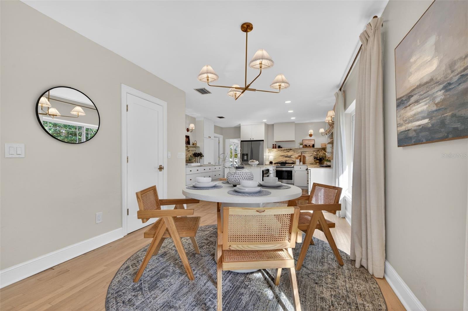 Image 10 of 54 For 101 27th Avenue N