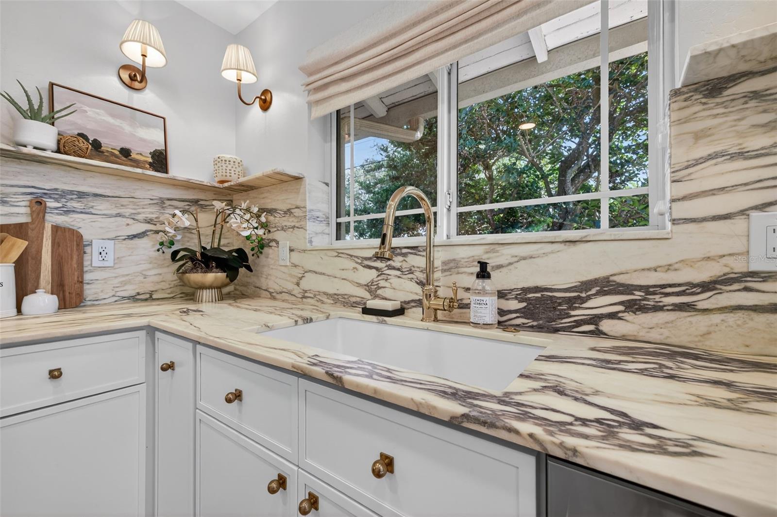 Image 12 of 54 For 101 27th Avenue N