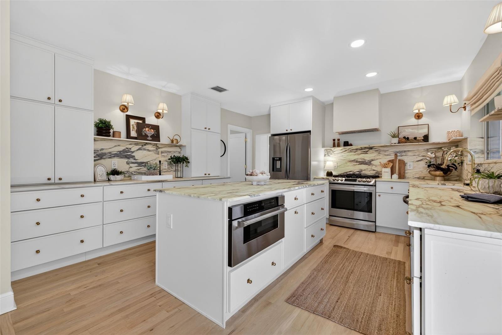 Image 15 of 54 For 101 27th Avenue N