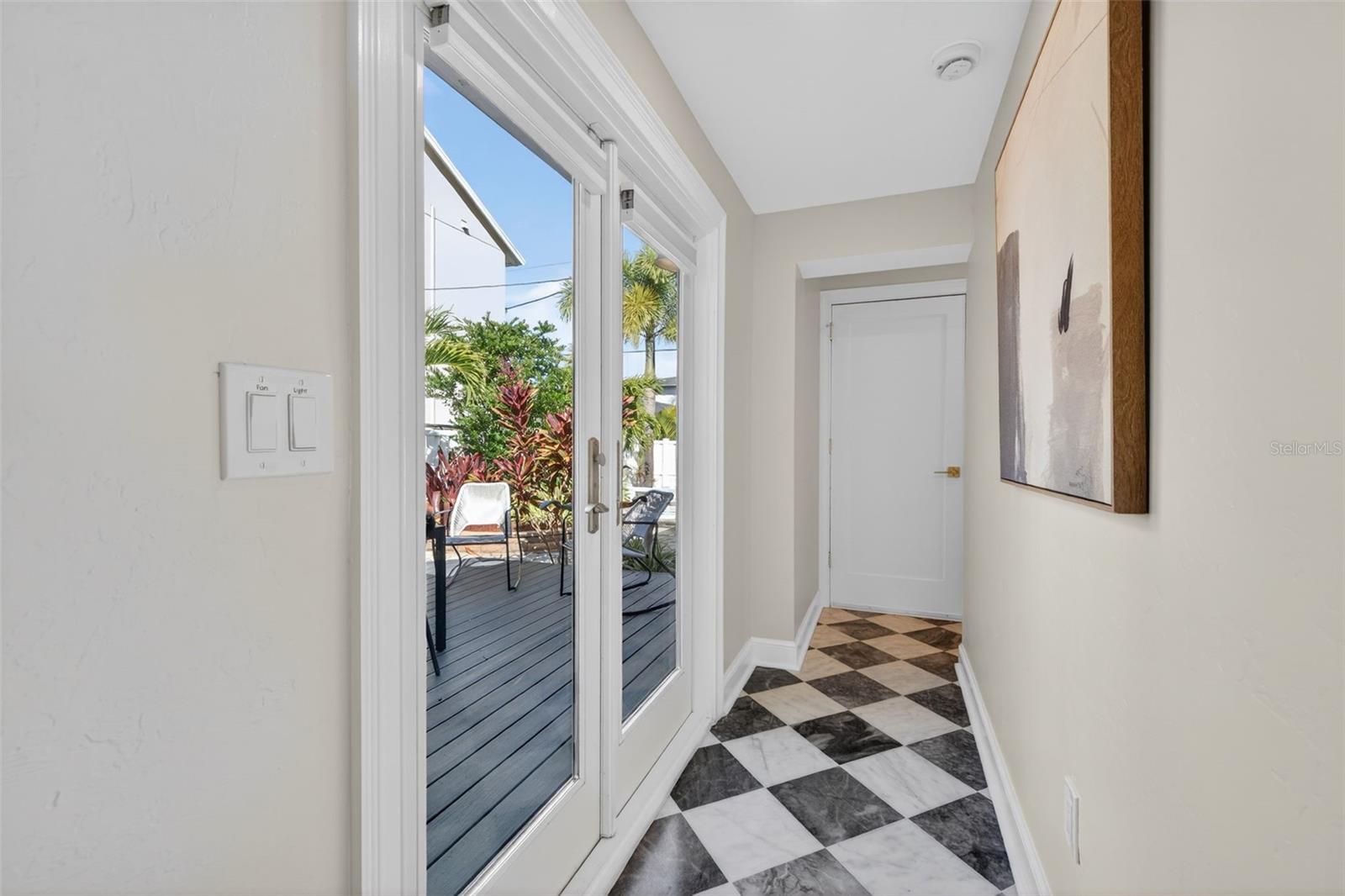 Image 28 of 54 For 101 27th Avenue N