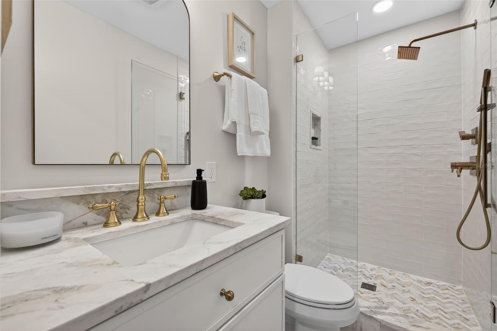 Image 30 of 54 For 101 27th Avenue N