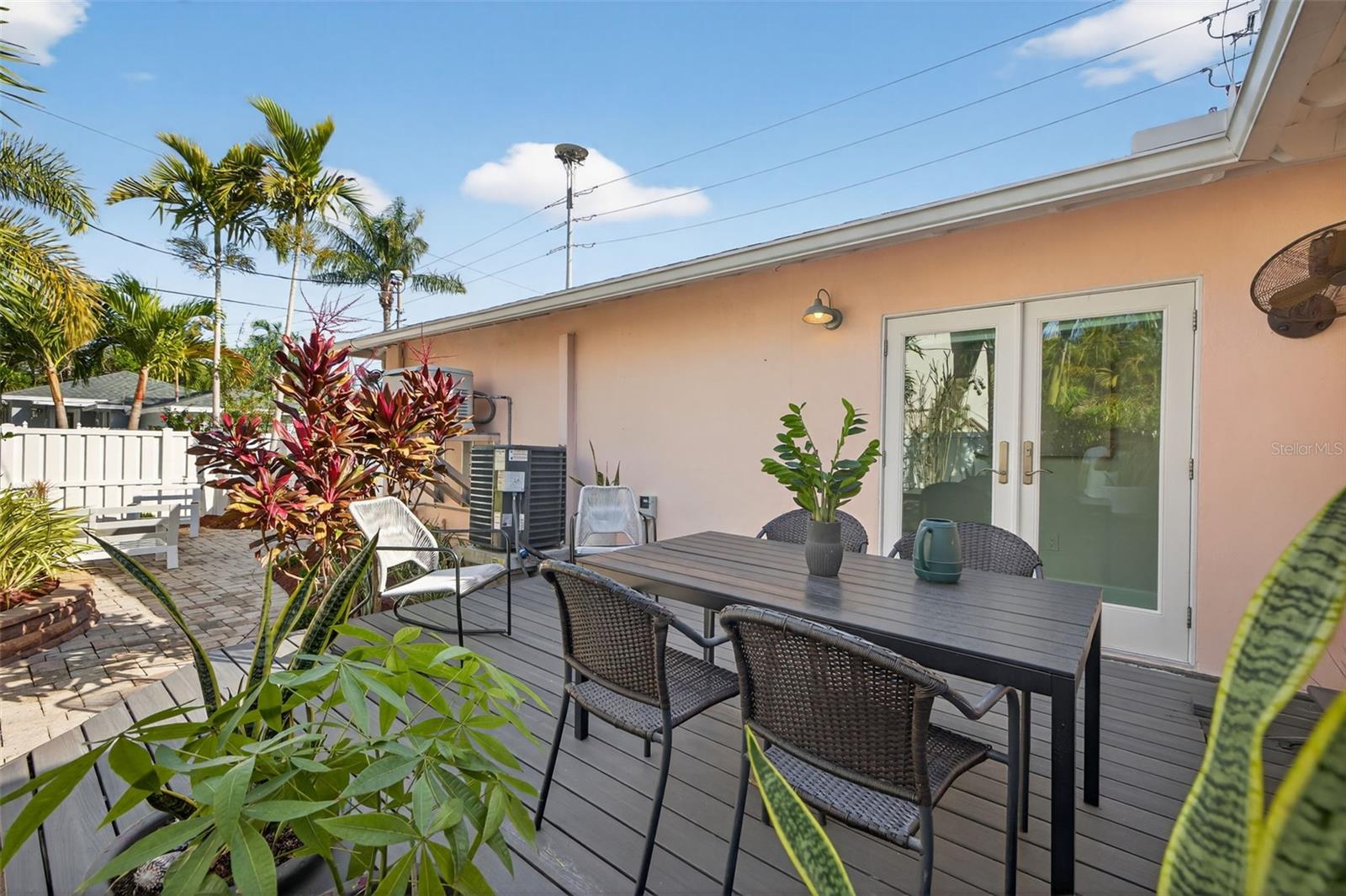 Image 34 of 54 For 101 27th Avenue N