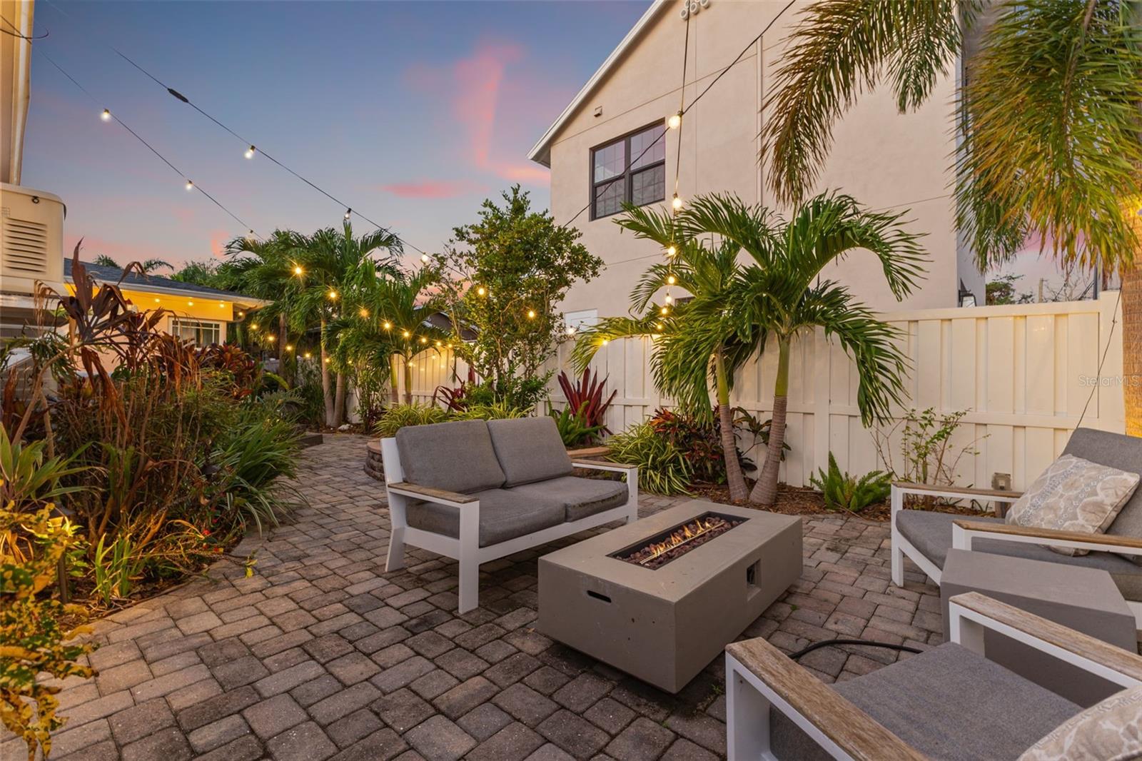 Image 38 of 54 For 101 27th Avenue N