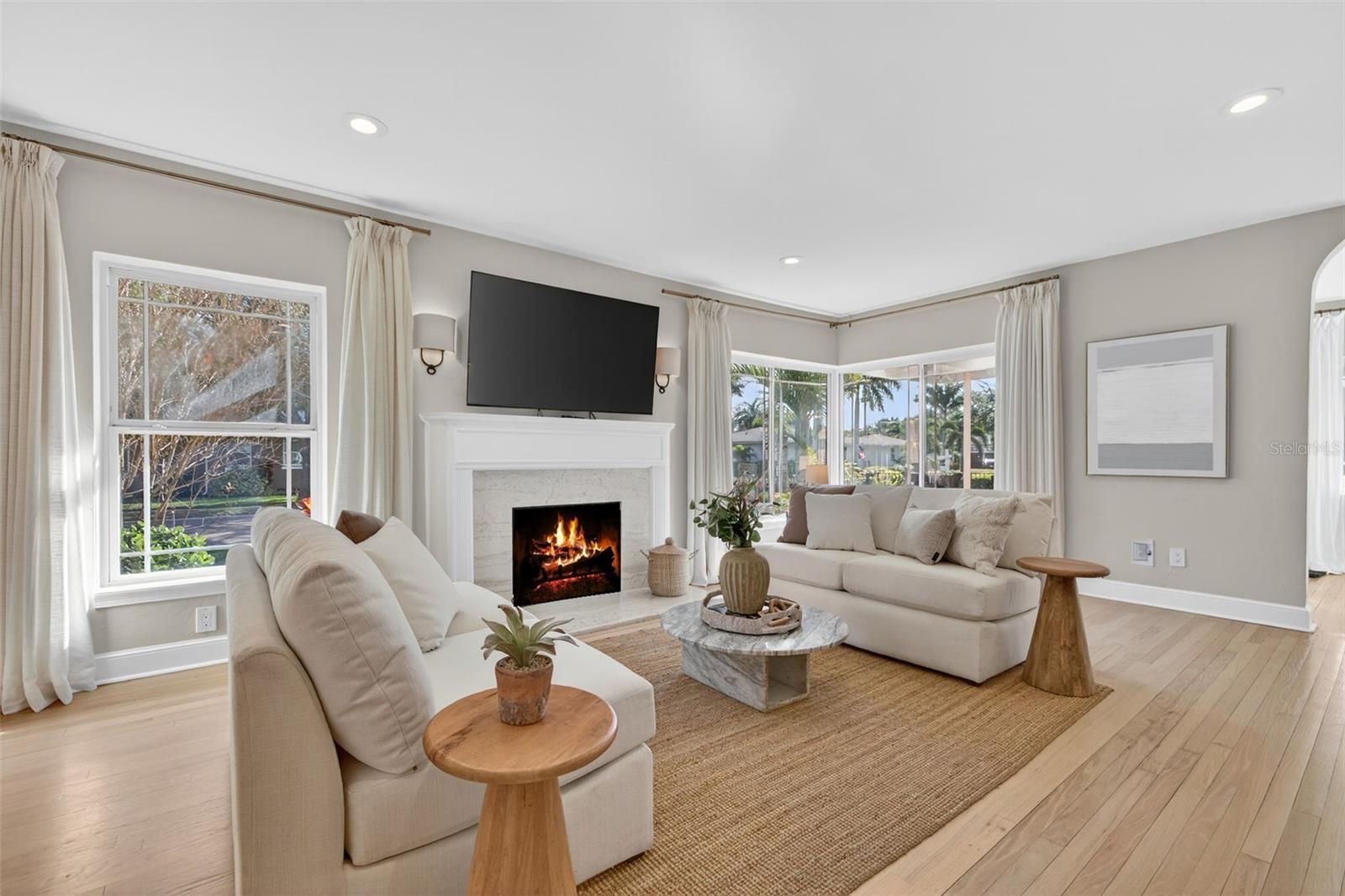 Image 6 of 54 For 101 27th Avenue N