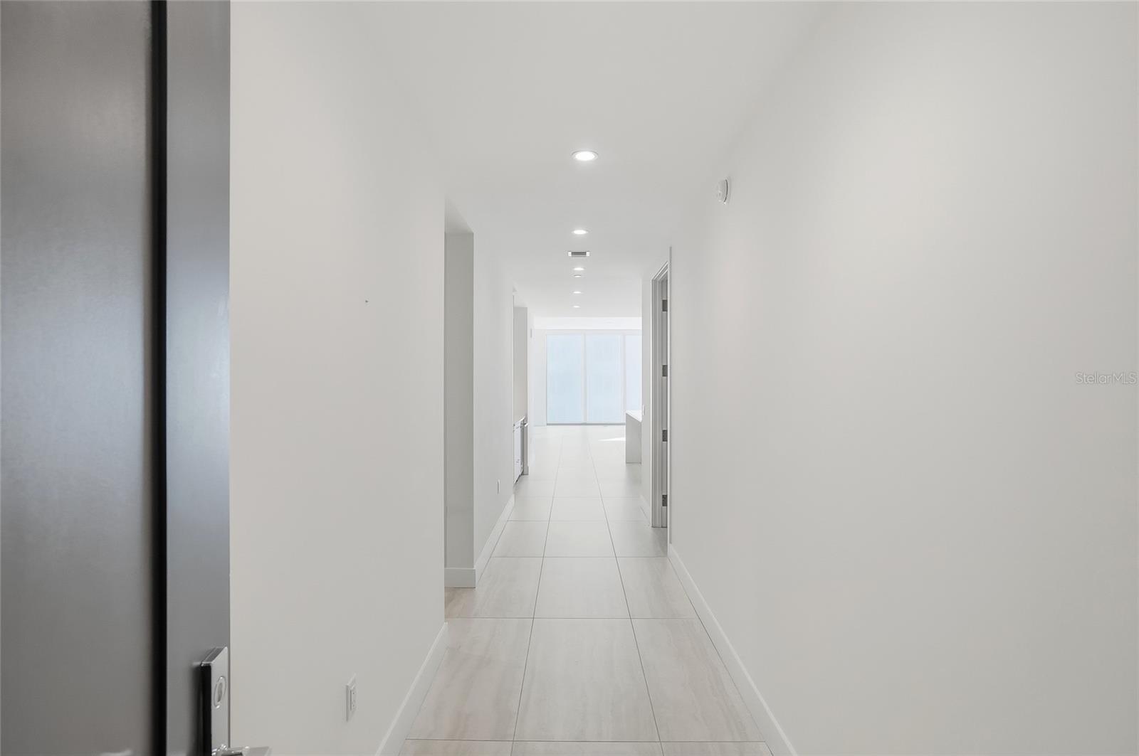 Image 17 of 65 For 301 1st Street S 807