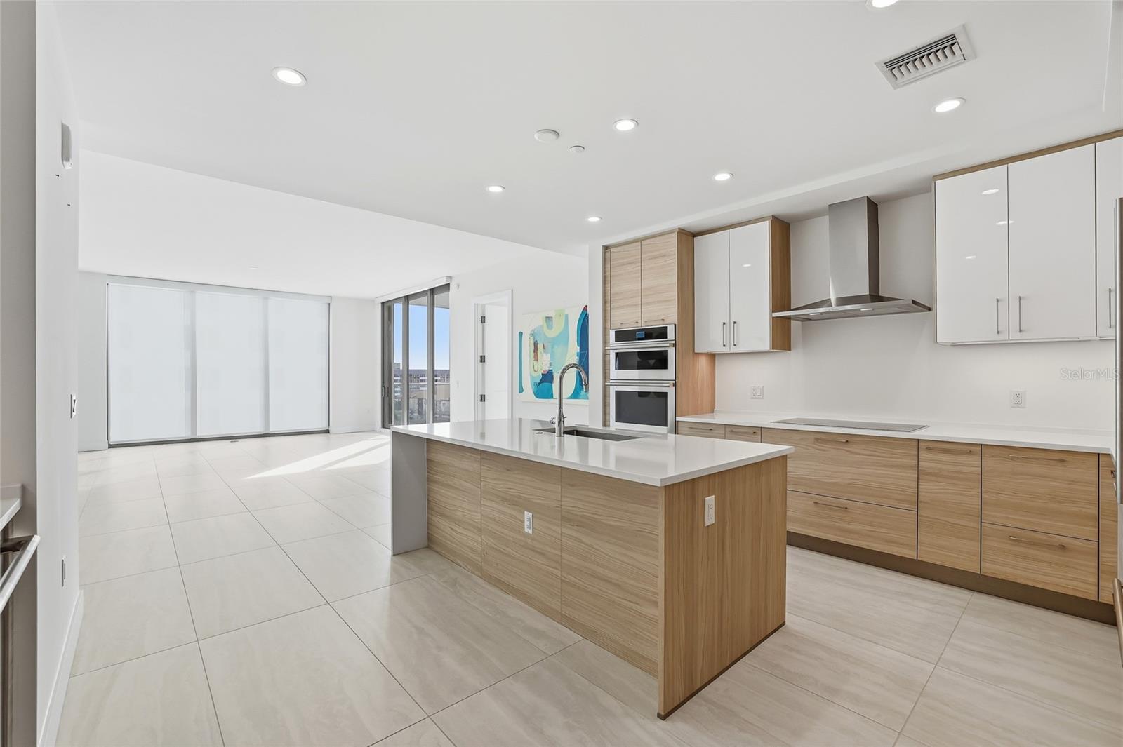 Image 19 of 65 For 301 1st Street S 807